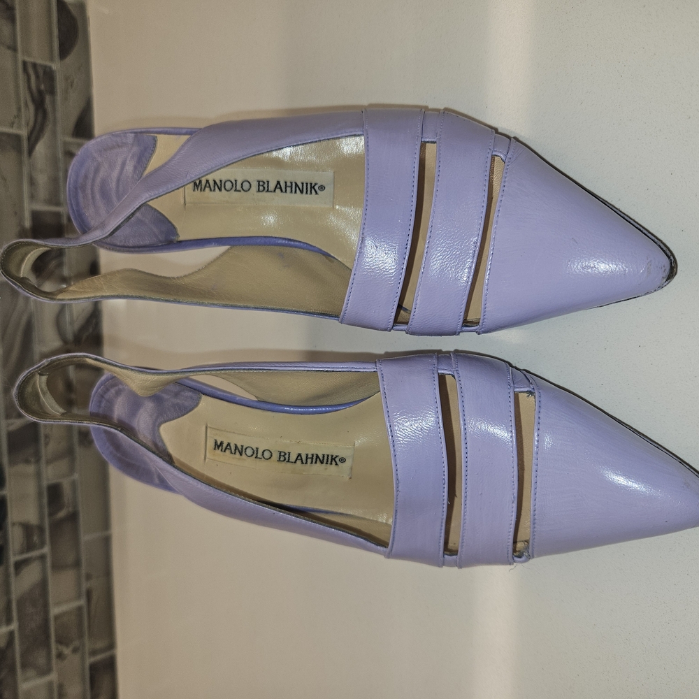 Manolo Blahnik Women's Lavender Slingback Shoes